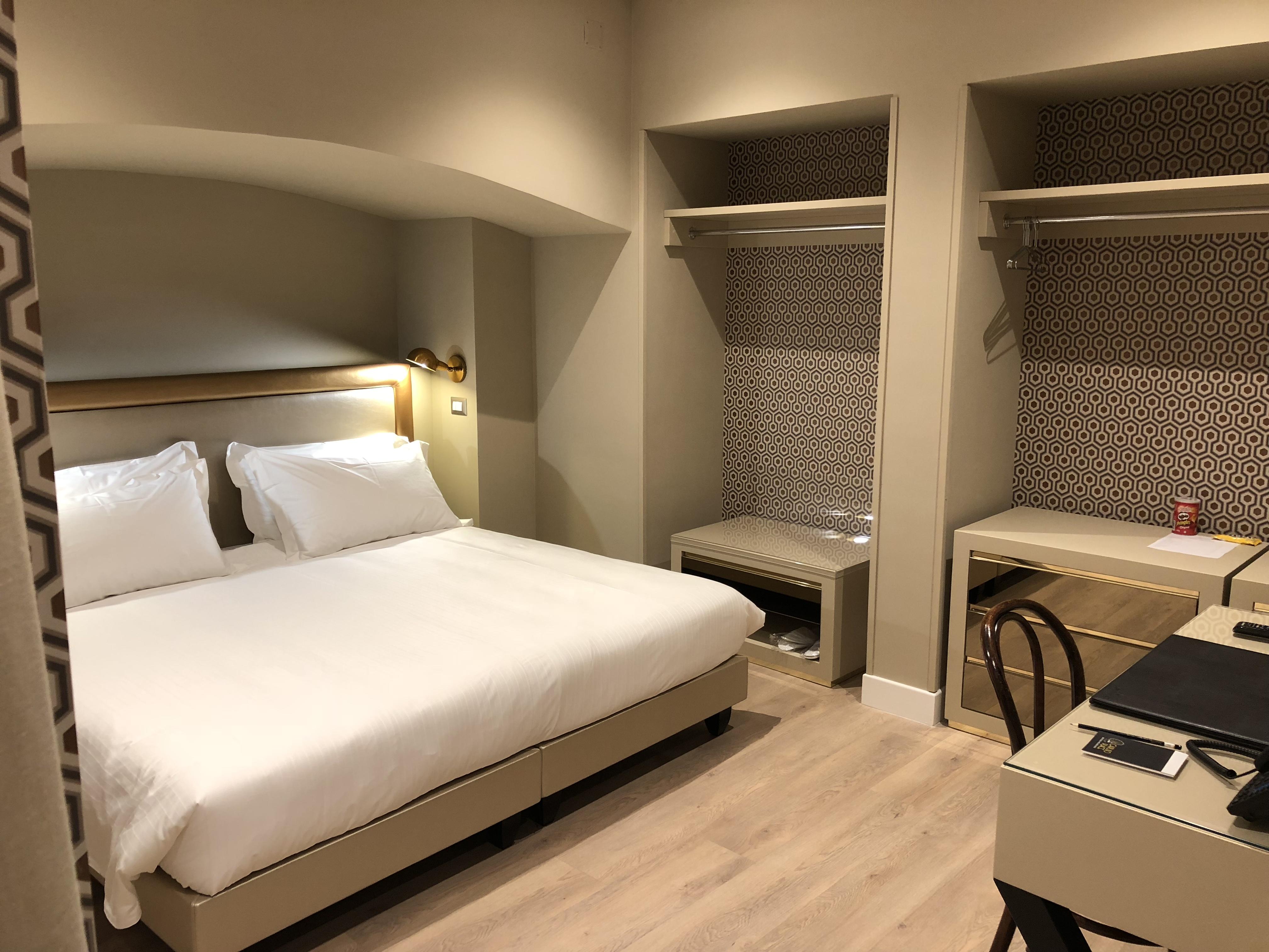 Caruso Place Boutique & Wellness Suites Neapel Exteriör bild