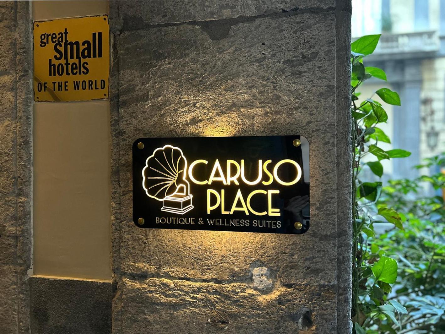 Caruso Place Boutique & Wellness Suites Neapel Exteriör bild