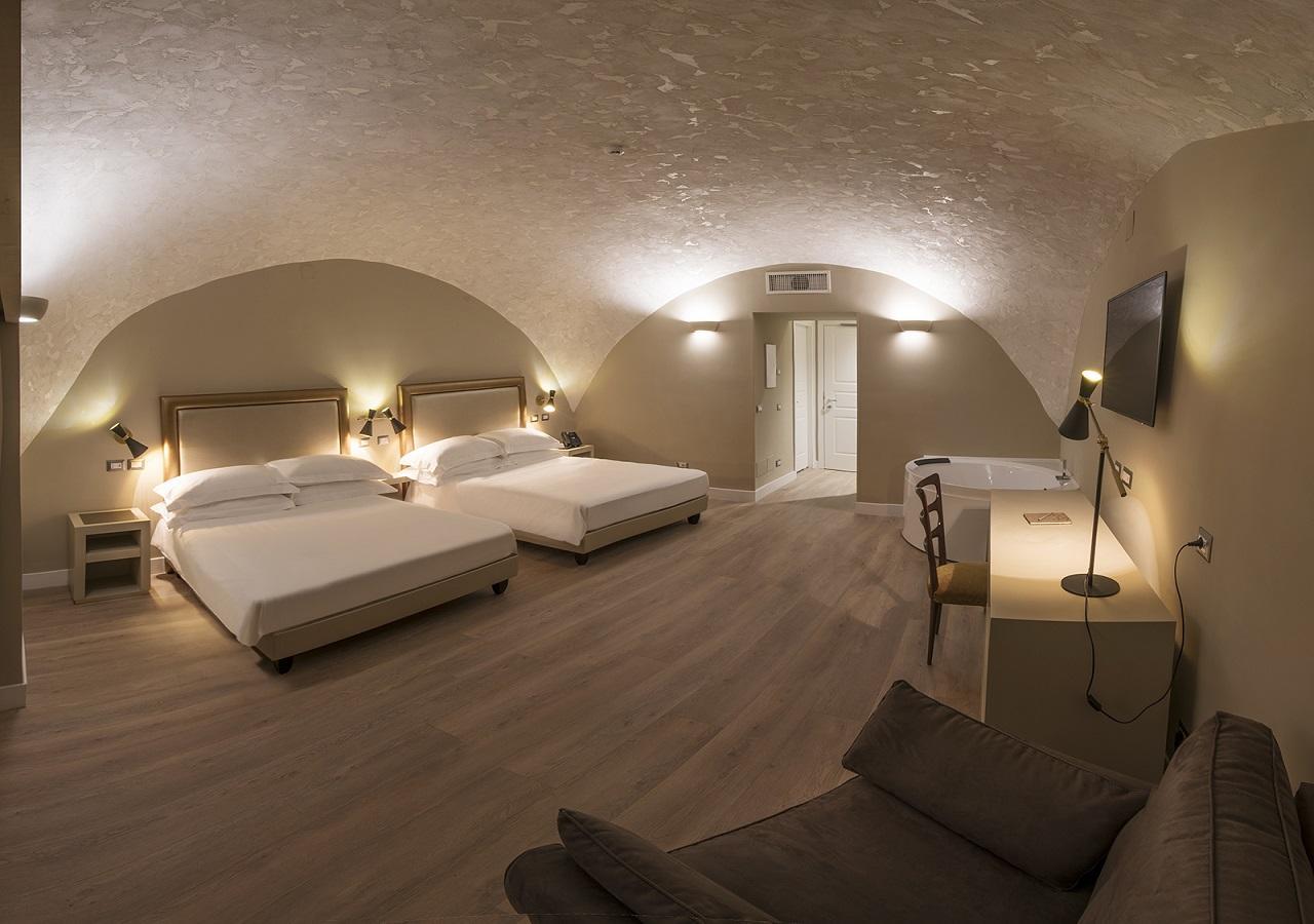 Caruso Place Boutique & Wellness Suites Neapel Exteriör bild