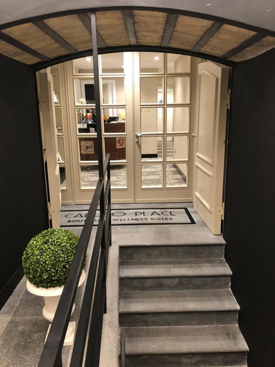 Caruso Place Boutique & Wellness Suites Neapel Exteriör bild