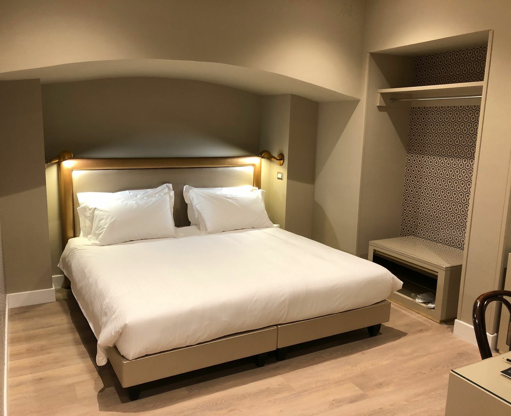 Caruso Place Boutique & Wellness Suites Neapel Exteriör bild